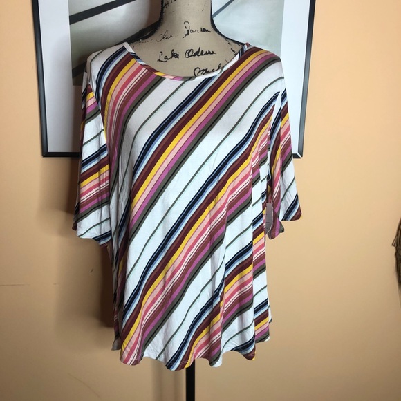 Apt. 9 Tops - 💫Apt 9 NWT top